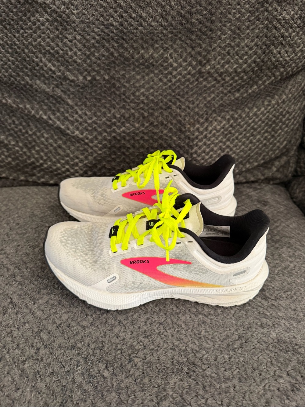 Brooks Women’s White Running Shoes with Neon Yellow Laces and Pink Accent